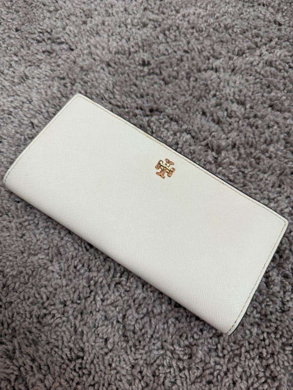 Tory Burch Cream Saffiano Continental Wallet with Gold Logo